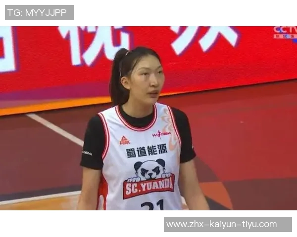 韩旭荣膺WCBA联赛常规赛最有价值球员奖杯展现卓越篮球实力 韩旭荣膺WCBA联赛常规赛最有价值球员奖杯展现卓越篮球实力